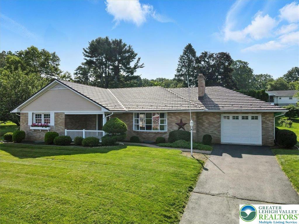 Property Photo:  91 Maple Street  PA 18062 