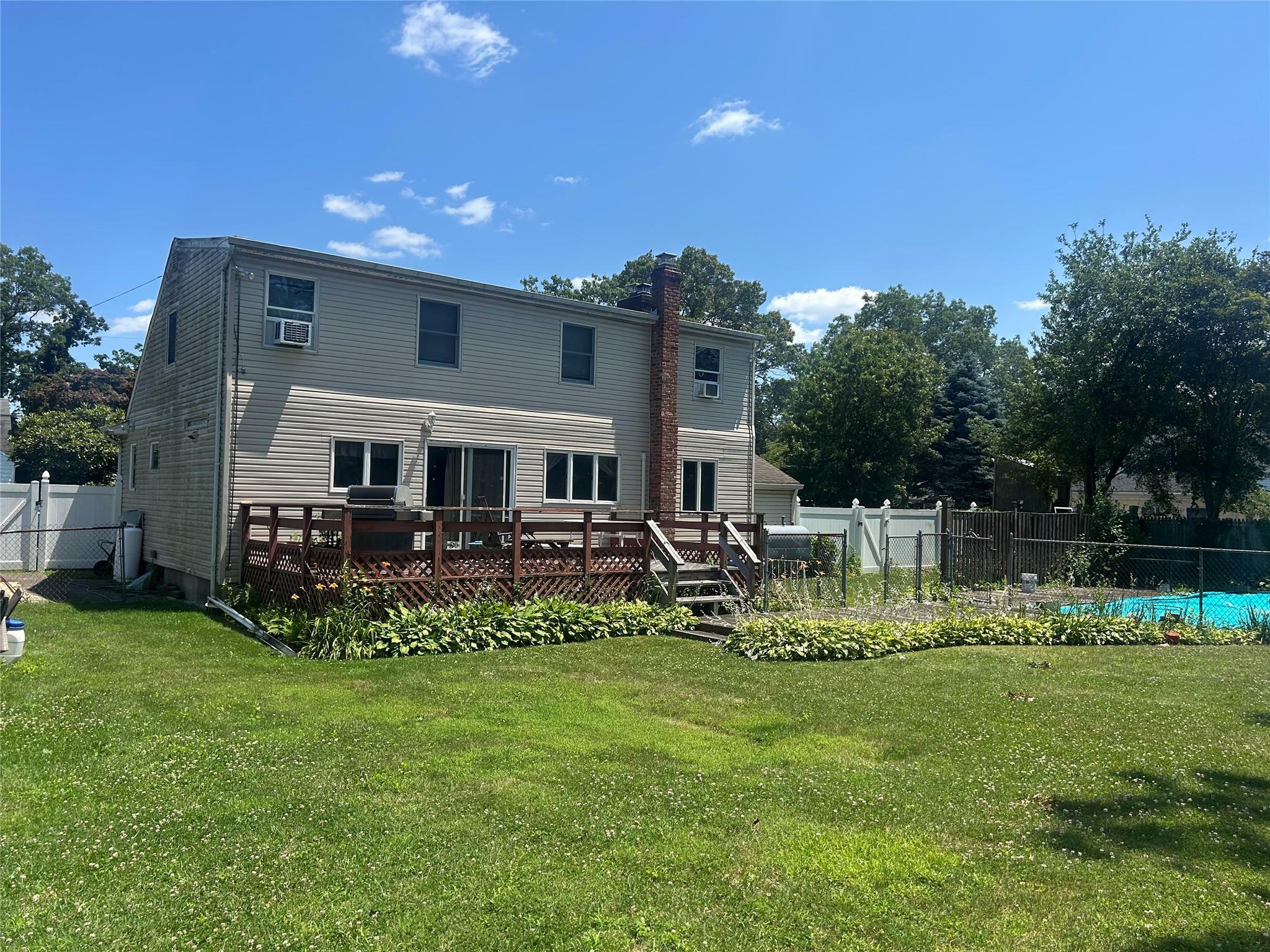 Property Photo: 14 Eastwood Drive NY 11703