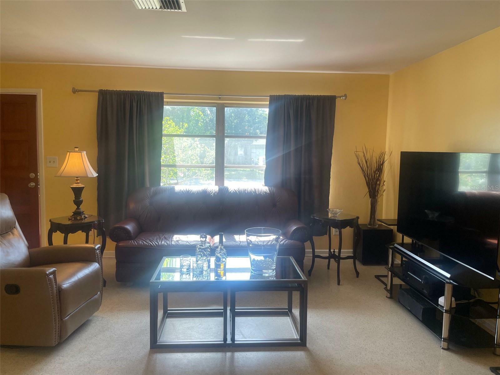 Property Photo: 1480 Fairfield Drive FL 33764