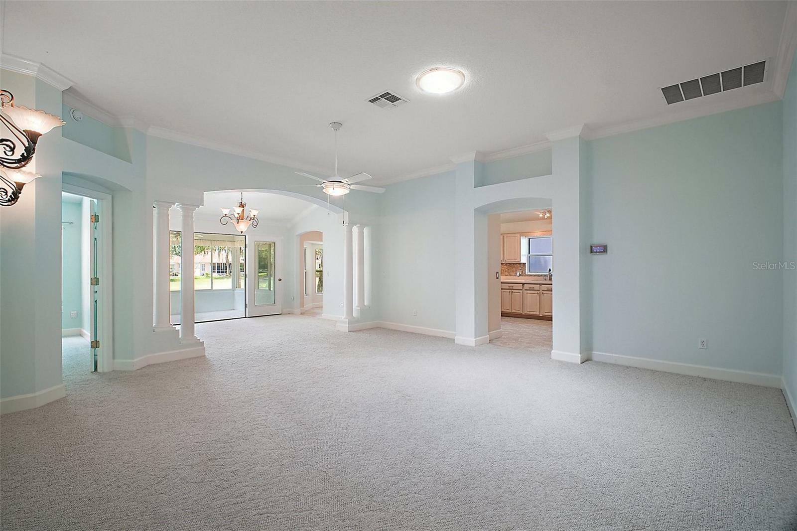 Property Photo: 1512 Cervantes Place FL 32159