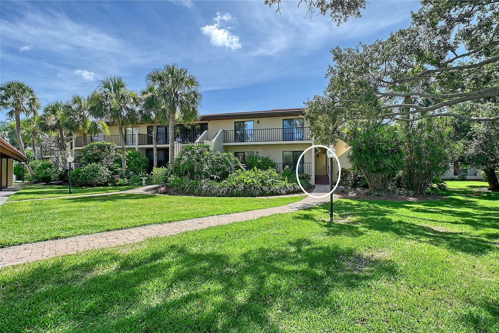 Property Photo: 6472 Seagull Drive 301 FL 34210