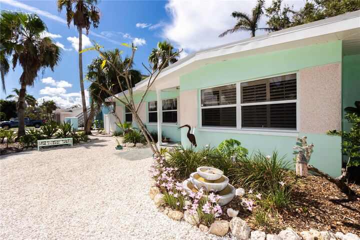 Property Photo:  112 7th Street  FL 33786 