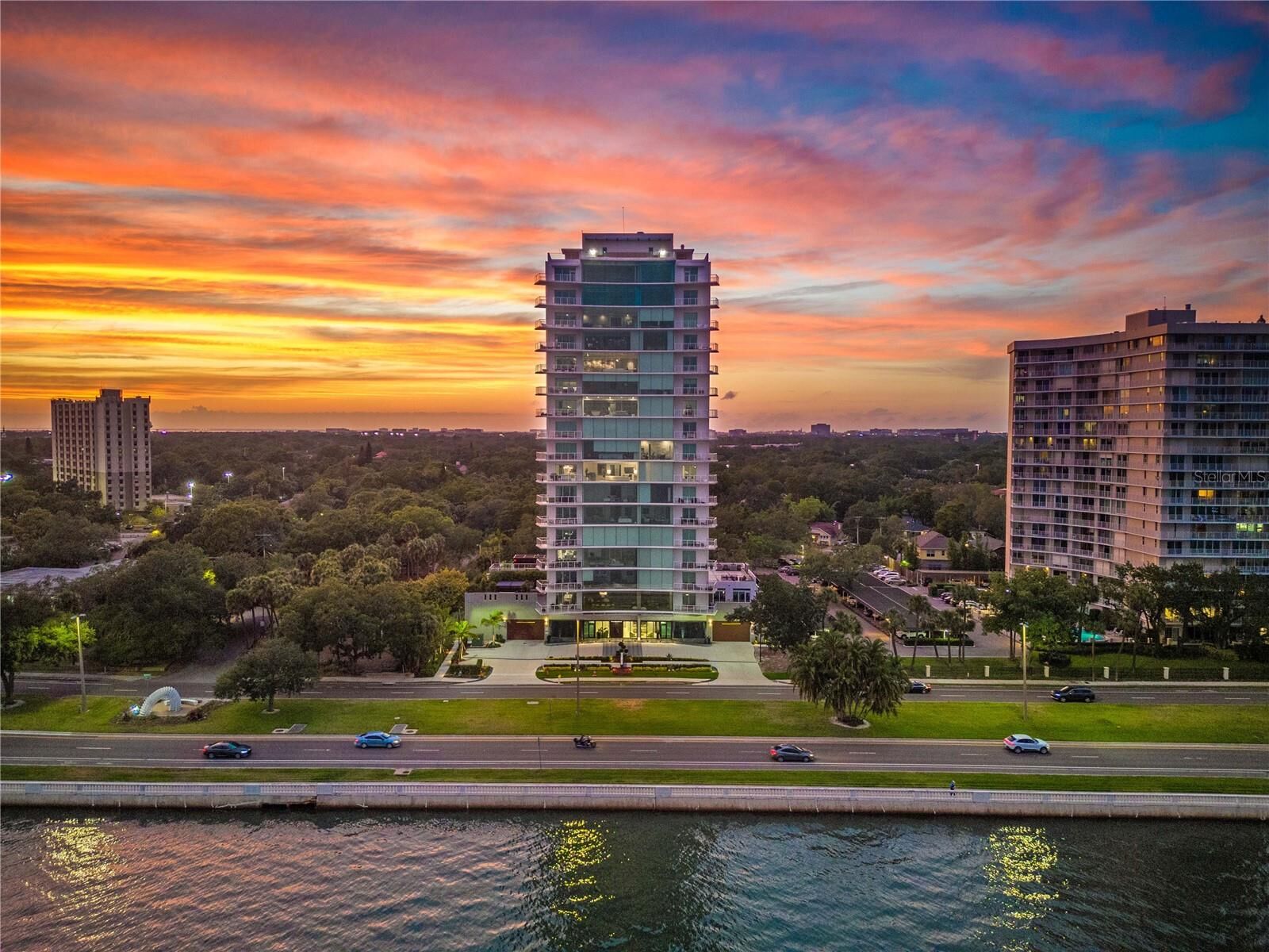 Property Photo: 2619 Bayshore Boulevard 200 FL 33629