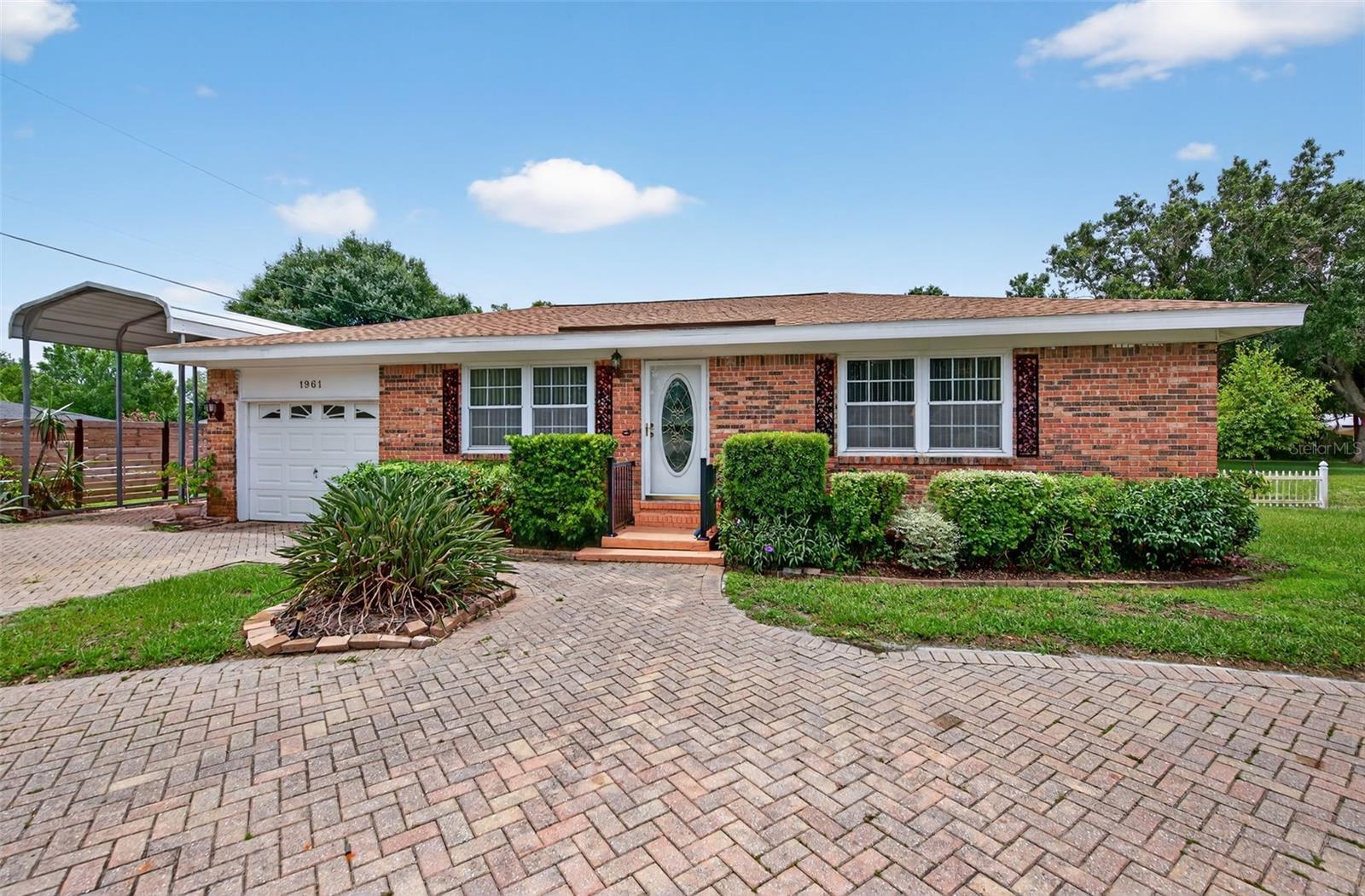 Property Photo: 1961 SE Hargrave Street FL 34266