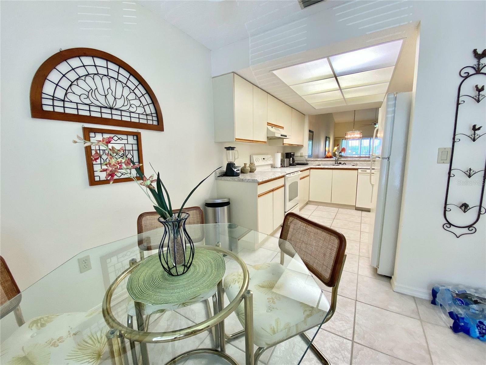 Property Photo: 6211 Timber Lake Drive B6 FL 34243