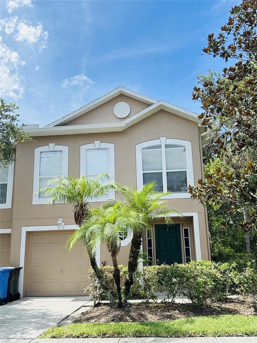Property Photo: 4605 Ashburn Square Drive FL 33610