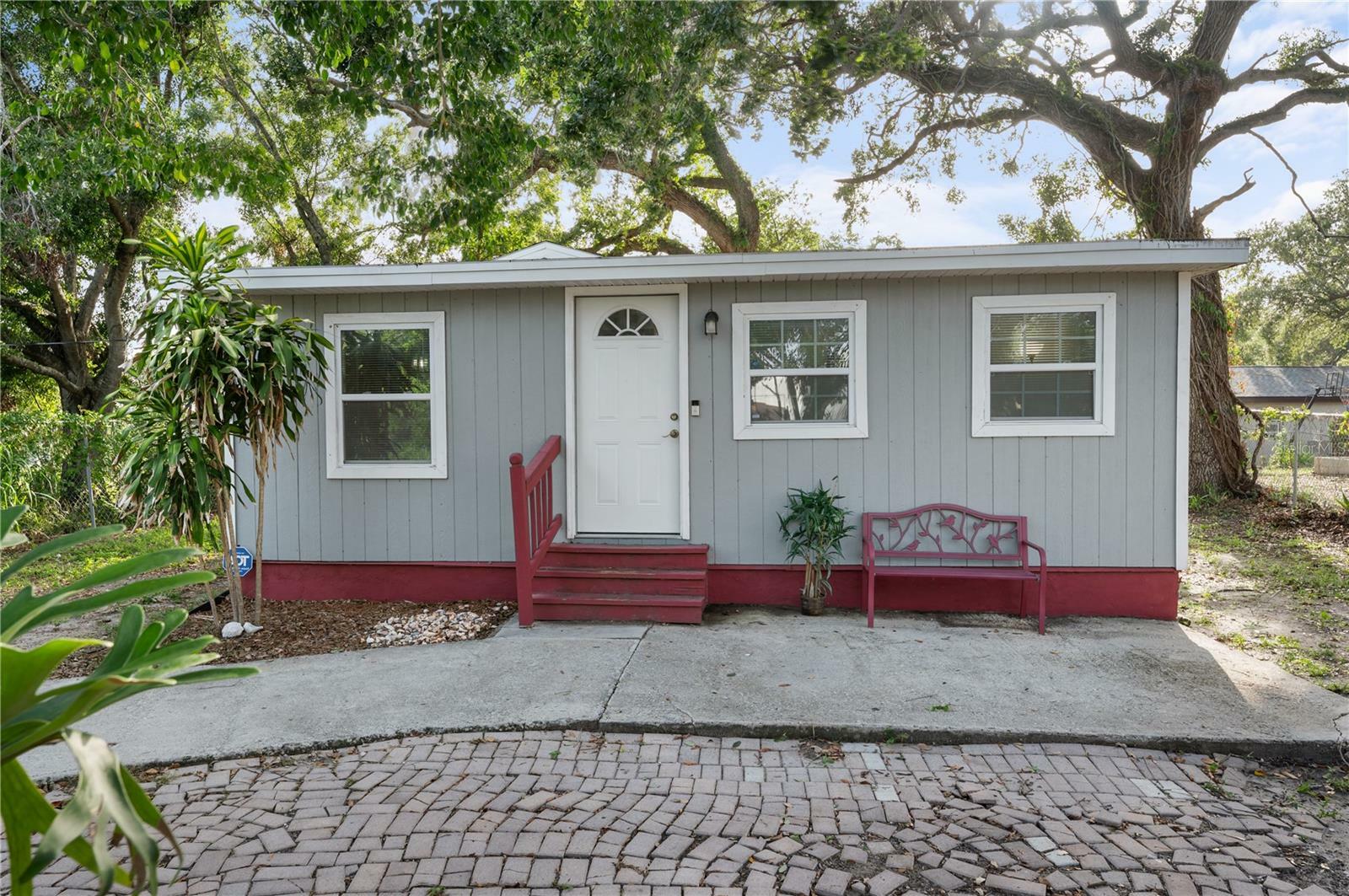 2005 Gillespie Avenue  Sarasota FL 34234 photo