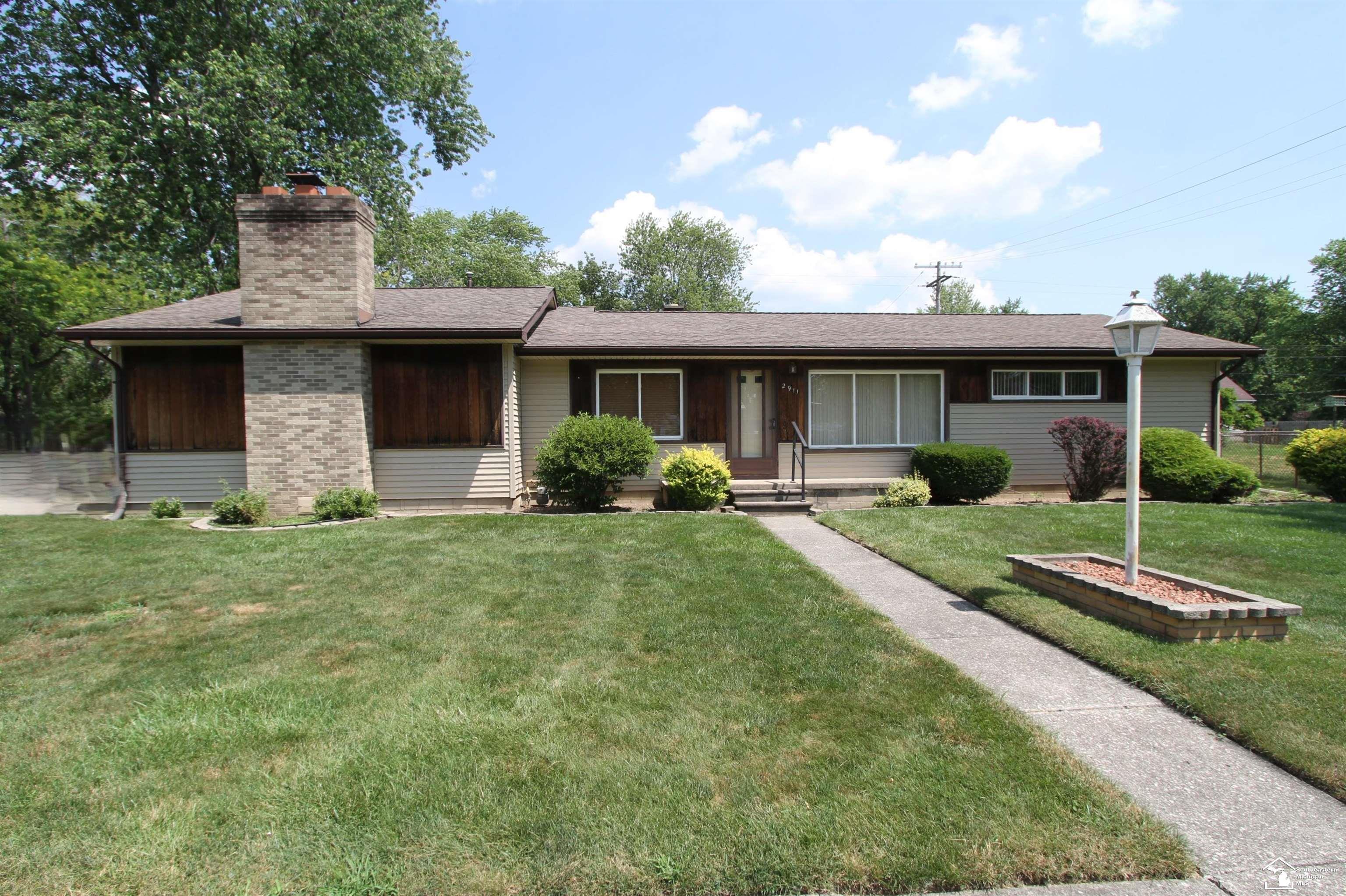 Property Photo: 2911 5th Street MI 48162