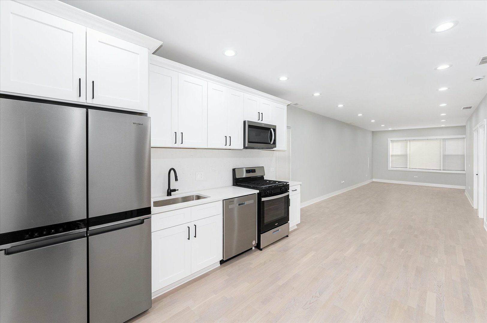 Property Photo: 3238 S Carpenter Street 1 IL 60608