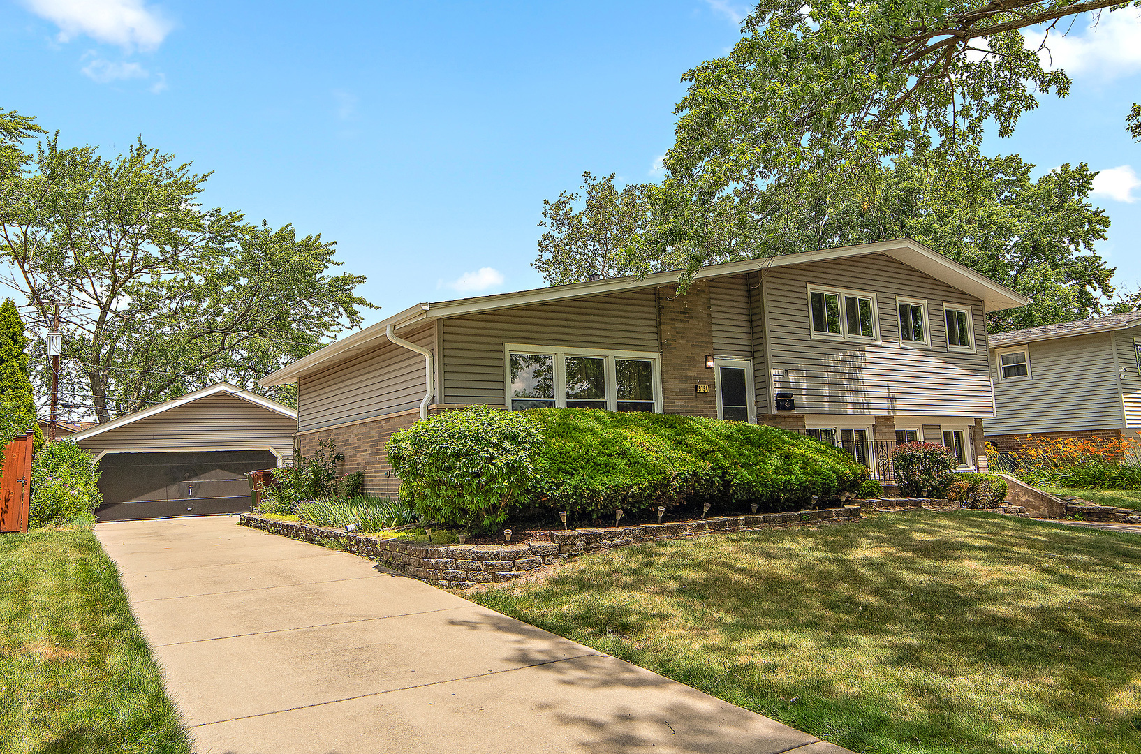 Property Photo: 5754 150th Street IL 60452