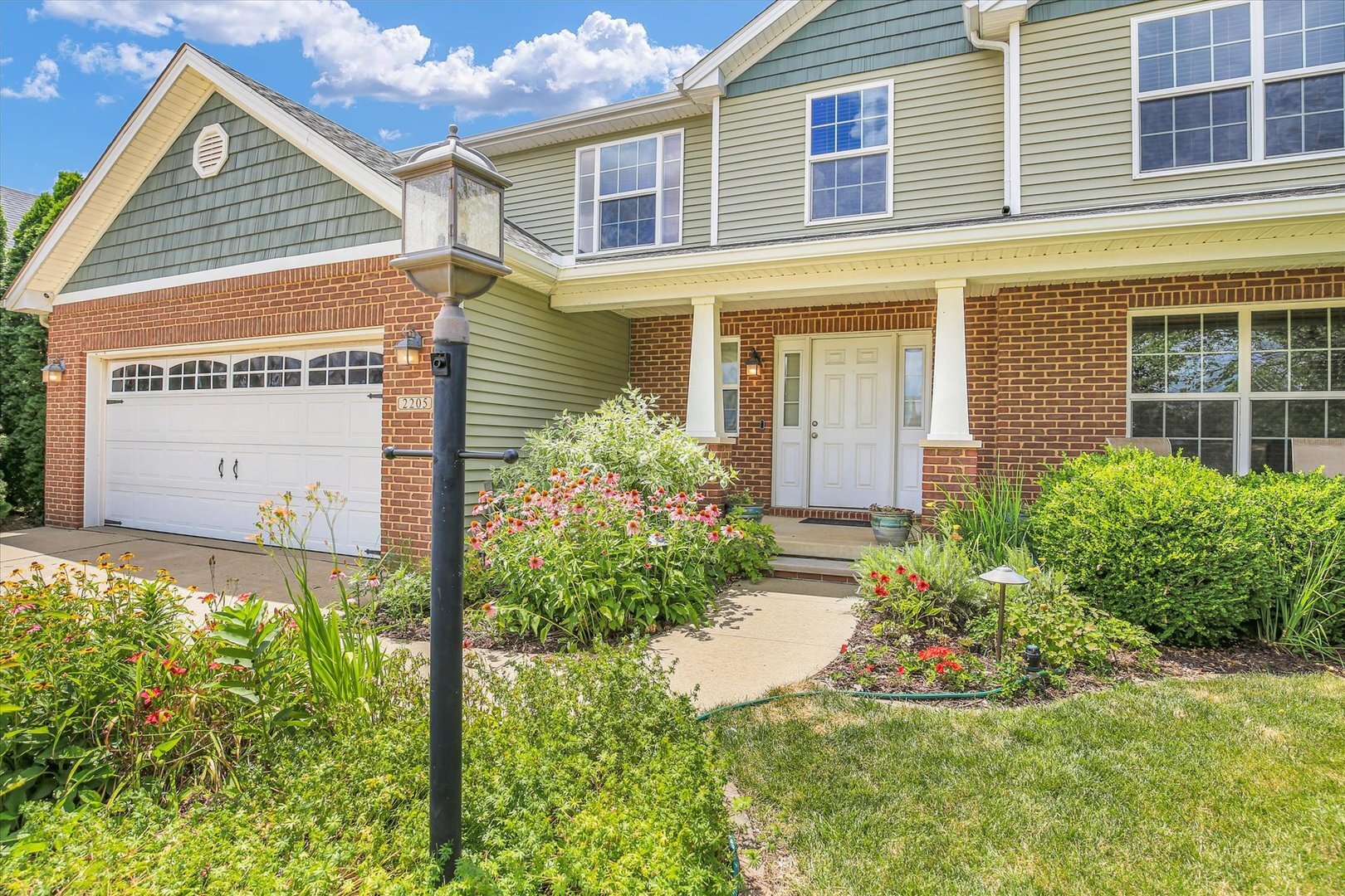 Property Photo:  2205 Savanna Drive  IL 61822 