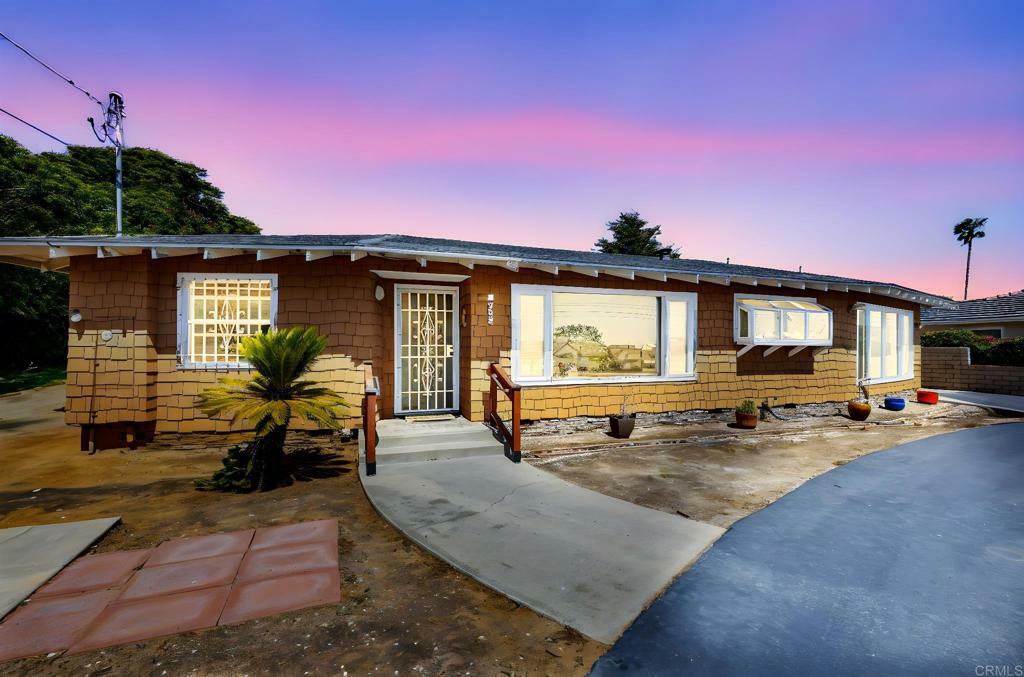 Property Photo: 3958 Skyline Road CA 92008