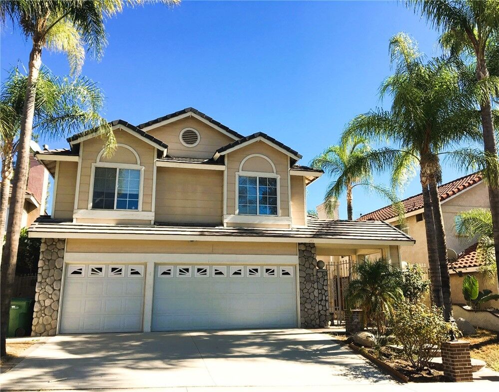 Property Photo:  493 Hillsborough Way  CA 92879 