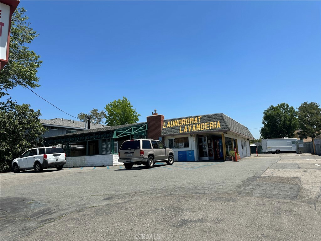 Property Photo:  2117 N Orange Olive Road  CA 92865 
