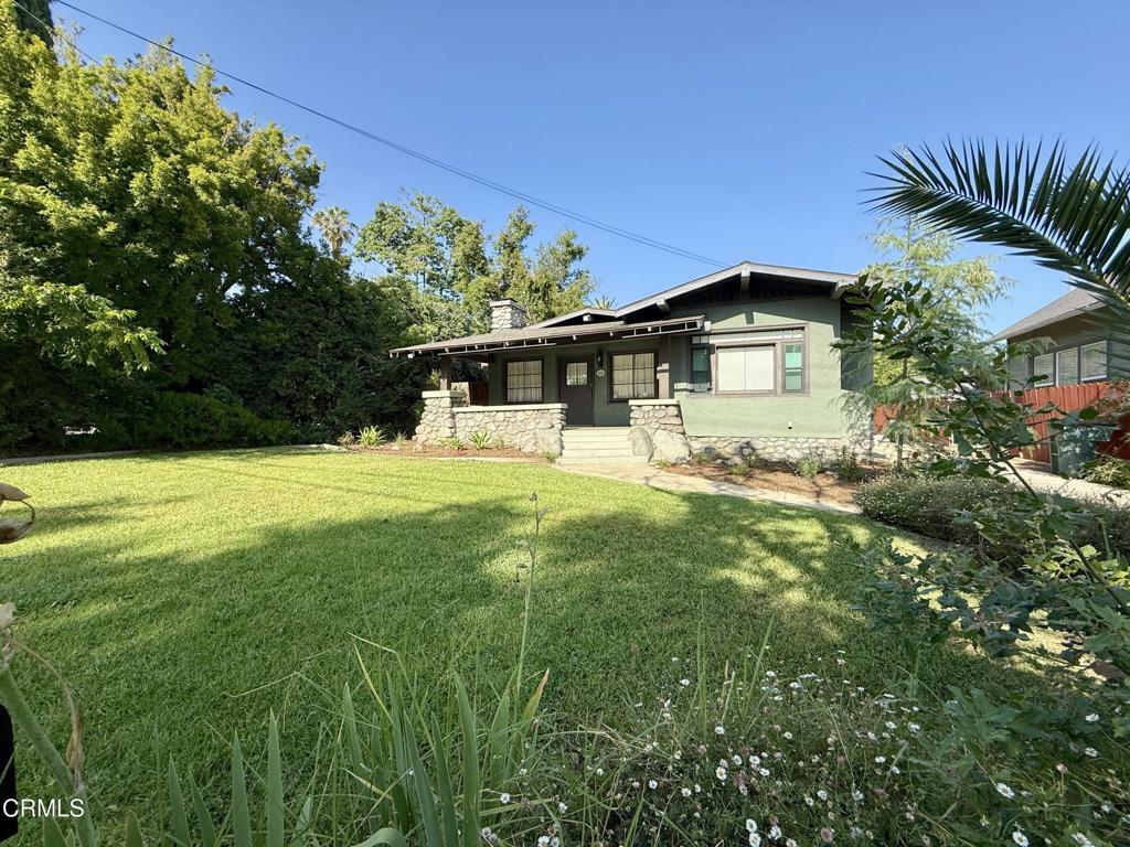 Property Photo: 1630 Fiske Avenue CA 91104
