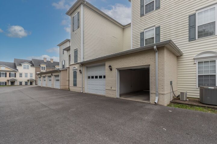 Property Photo:  4316 Summercrest Blvd 507  TN 37013 