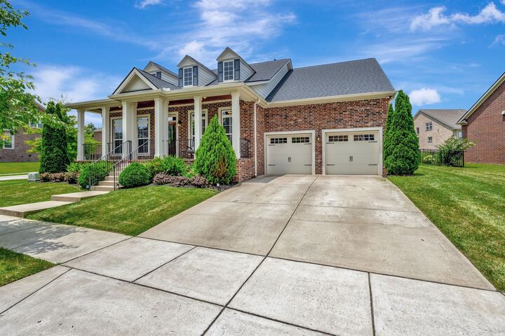 Property Photo:  607 Beamon Dr  TN 37064 