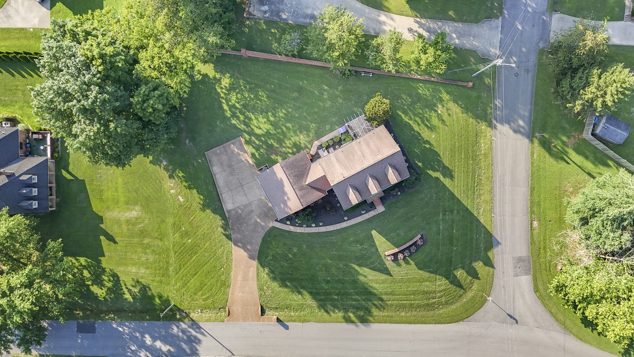 Property Photo: 1903 Palmer Dr TN 37172