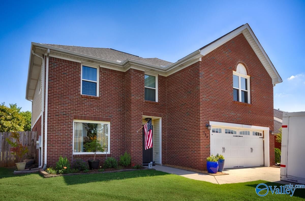 Property Photo:  208 Park Stone Drive  AL 35758 