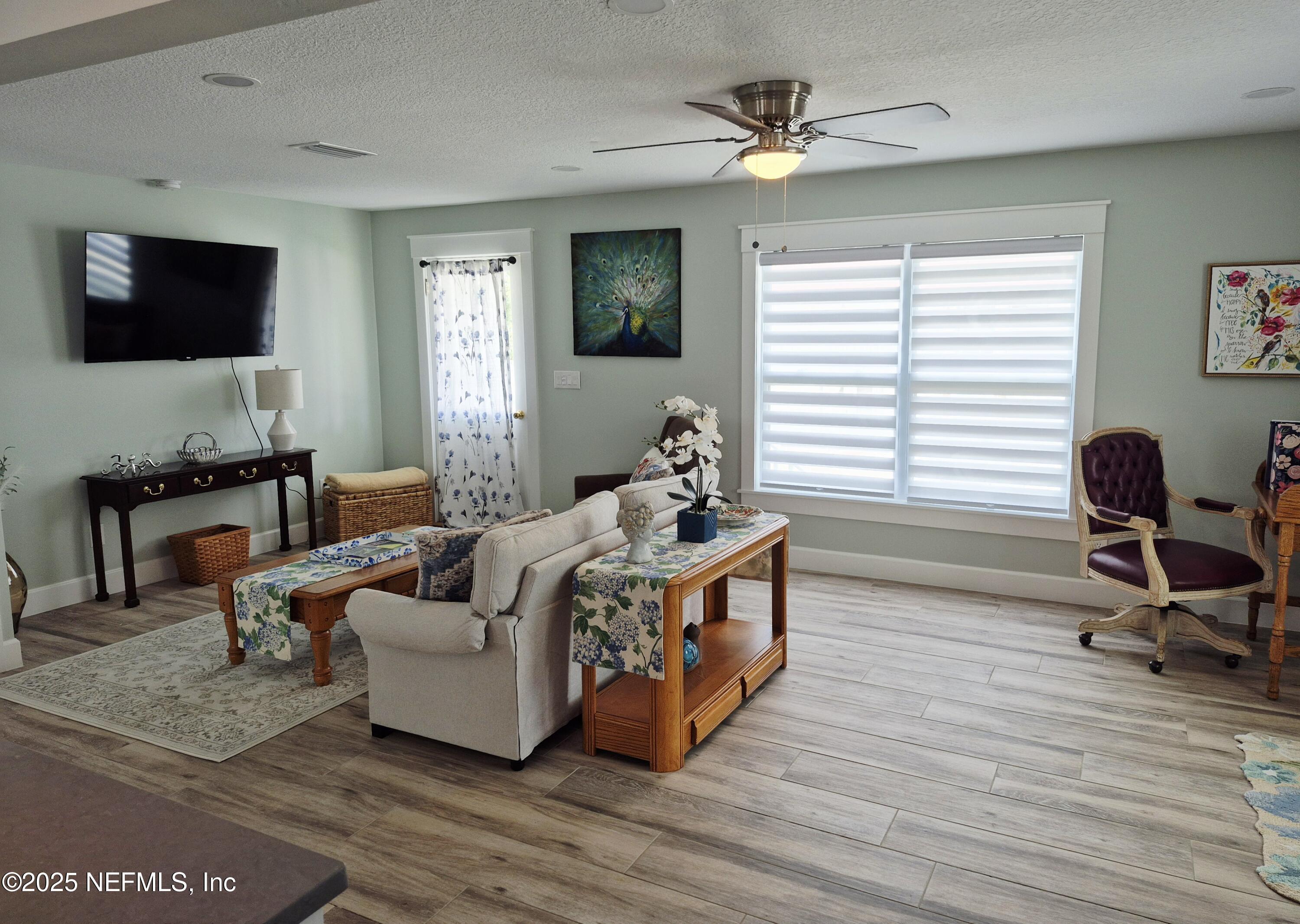 Property Photo: 122 Central Avenue FL 32112