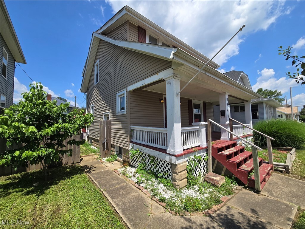 Property Photo: 1541 Linden Avenue OH 43701