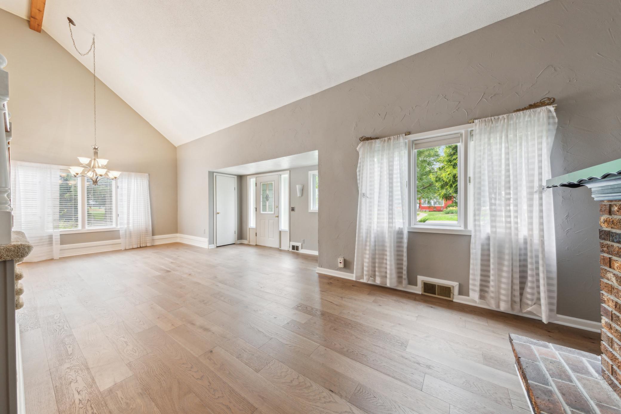 Property Photo: 5945 Kellogg Avenue MN 55424