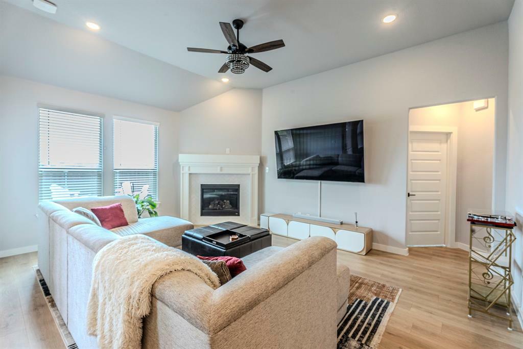 Photo de la propriété: 1131 Parkfield Road TX 75189