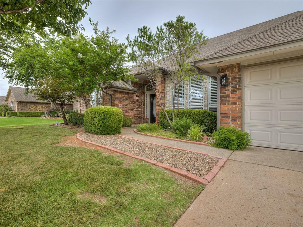 Property Photo: 1340 NW 168th Street OK 73012