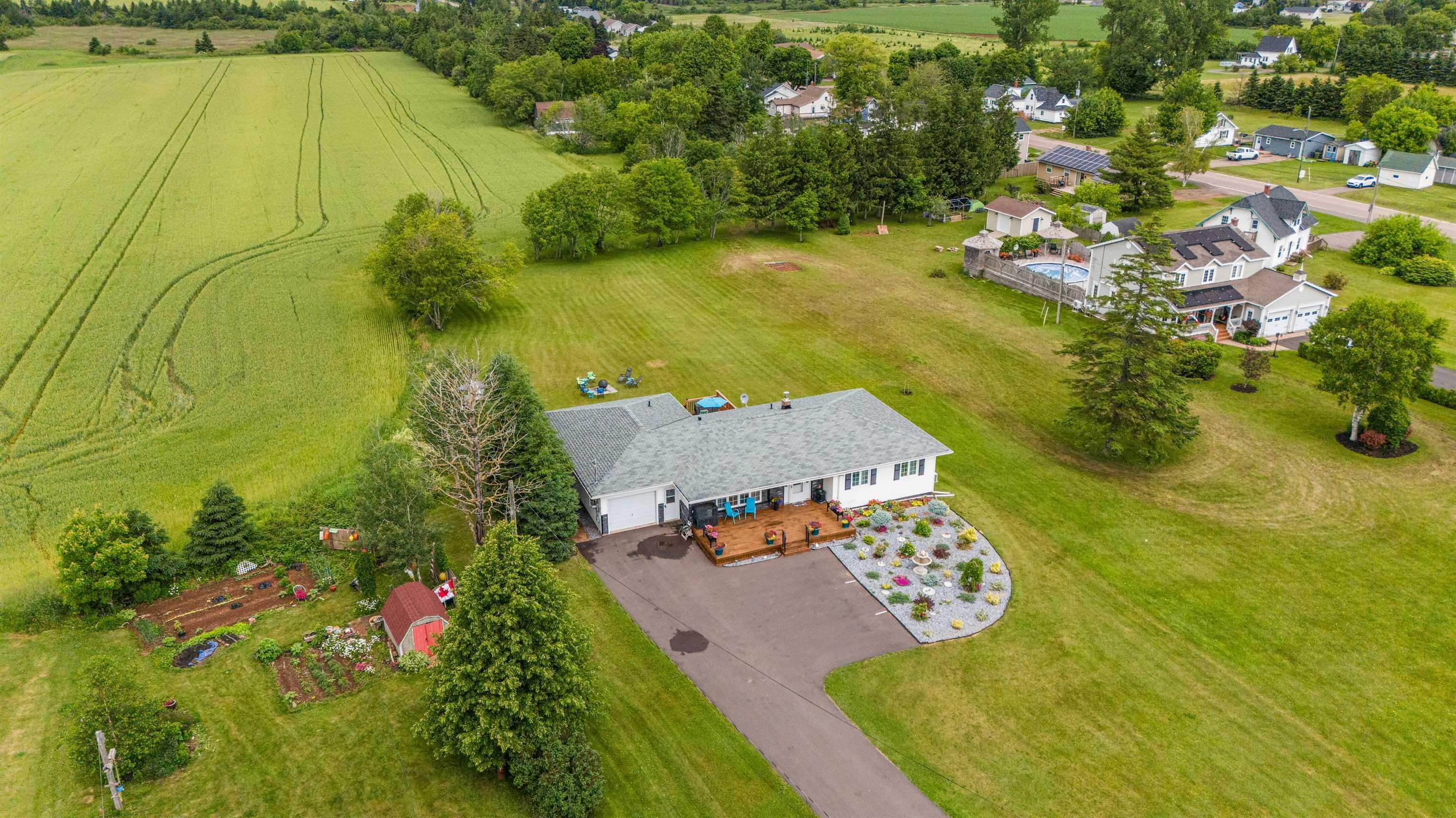 37 Lady Slipper Drive North  Miscouche PE C0B 1T0 photo