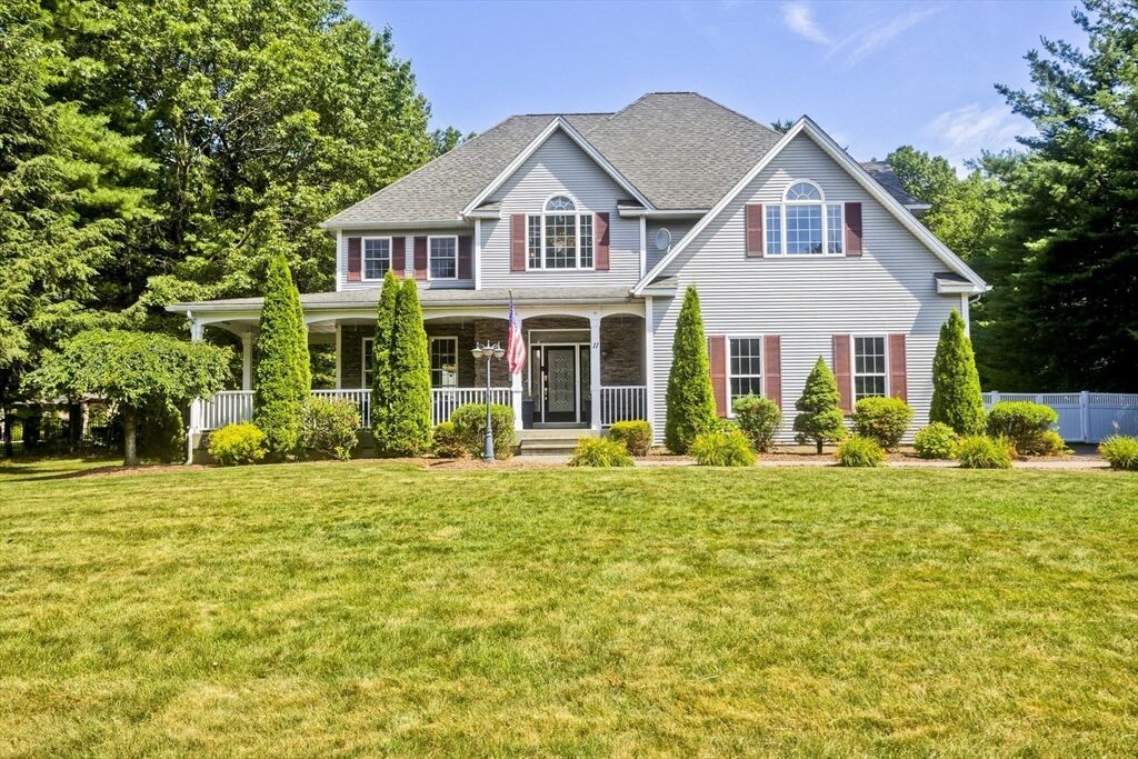 Property Photo:  11 Lexington Cir  MA 01077 