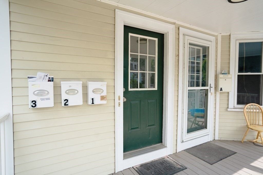 Property Photo:  315 Lafayette St 3  MA 01970 