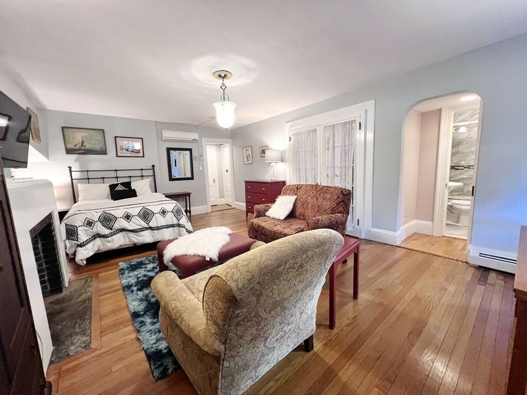 Property Photo: 86 Commonwealth Avenue Gf MA 02116