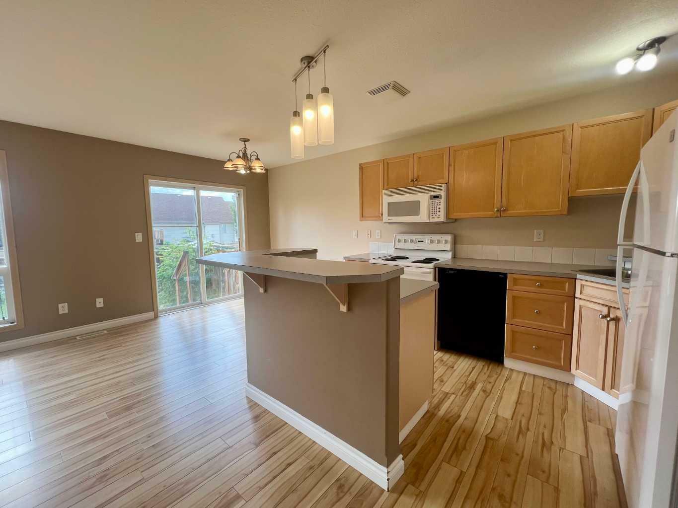Property Photo: 60 Adamson Avenue AB T4R 3L2