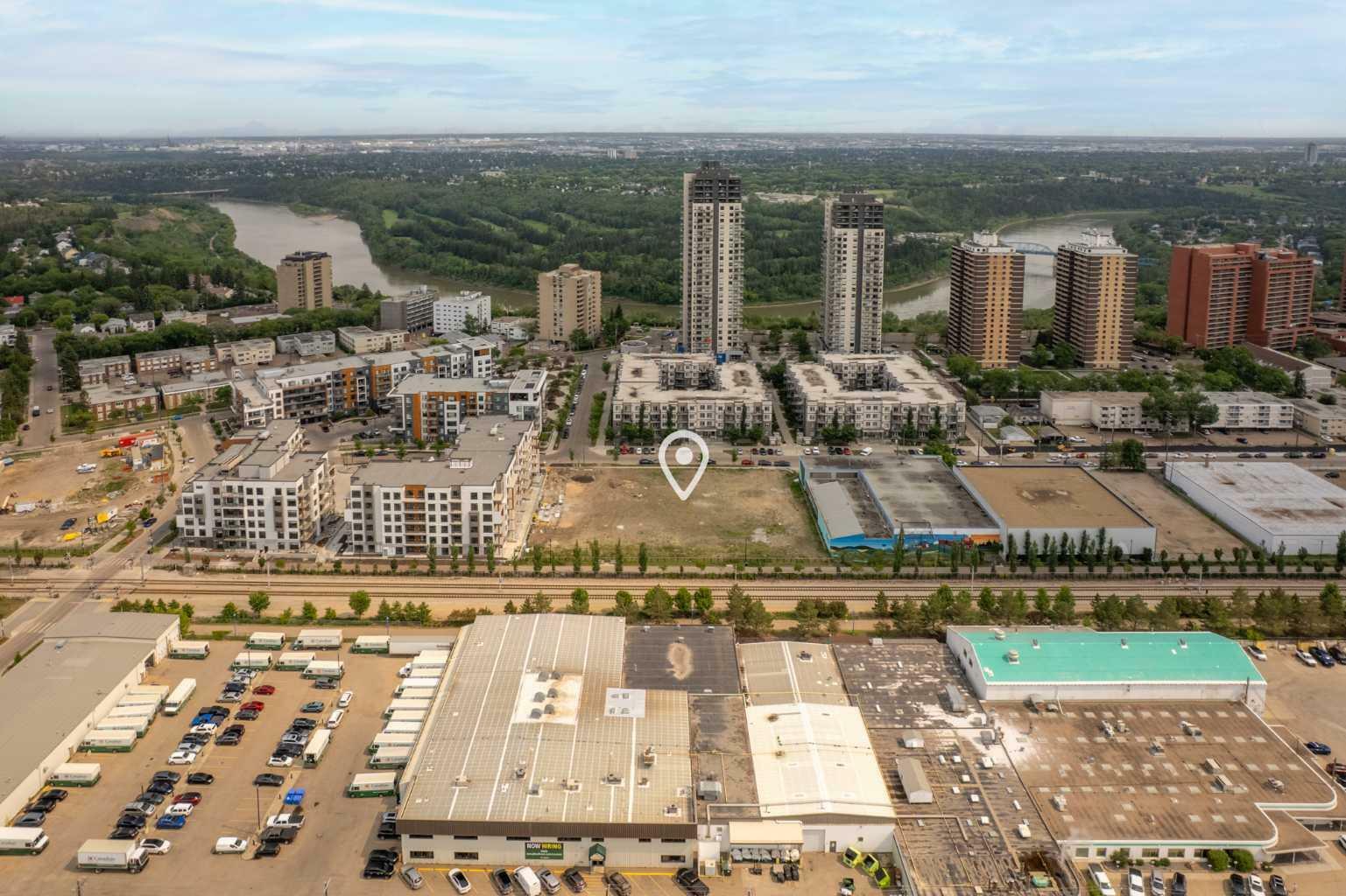 8490 106A Avenue NW  Edmonton AB T5H 0S8 photo