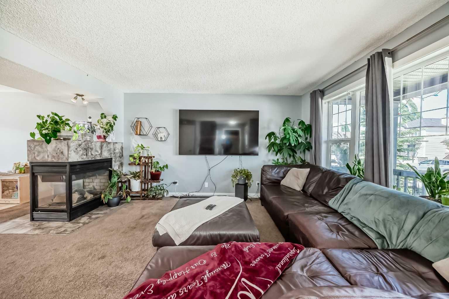Property Photo: 47 Bridlecrest Boulevard SW AB T2Y 4X9
