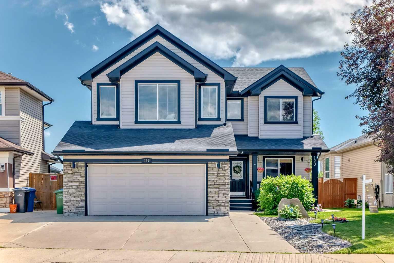 Property Photo: 120 Oakmere Way AB T1X 1N3