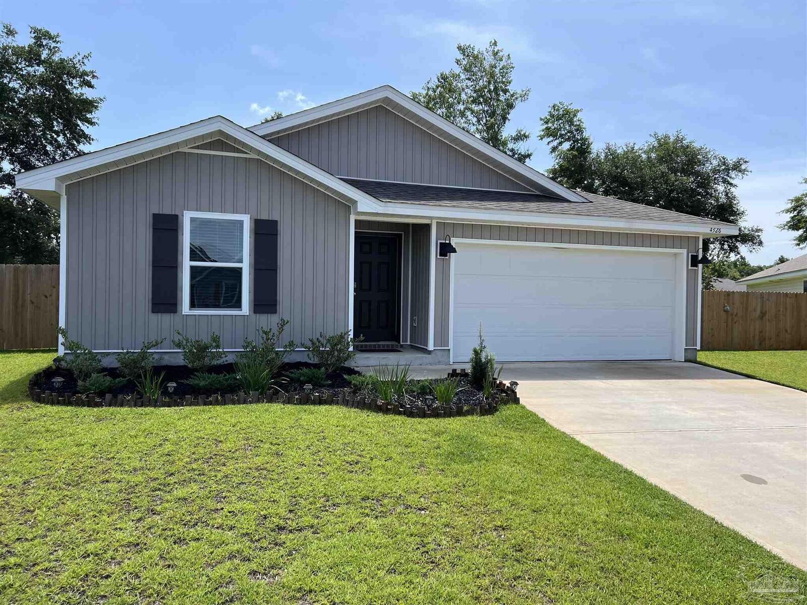 Property Photo:  4328 White Birch Ct  FL 32571 