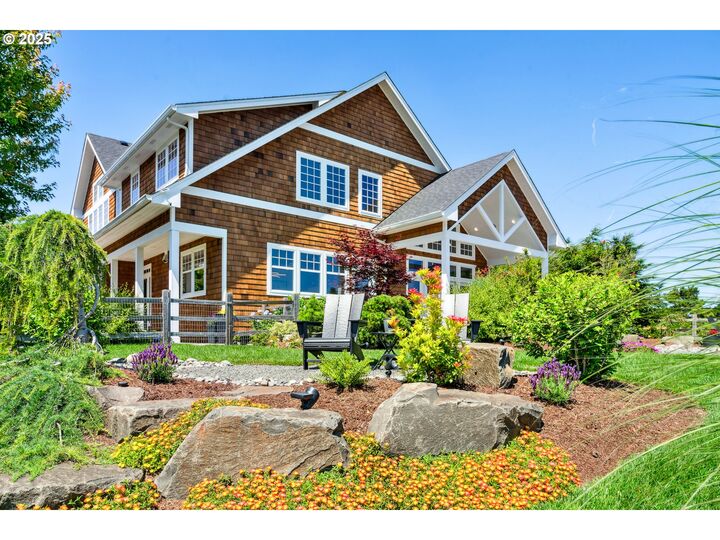 Property Photo: 5399 Drummond Dr OR 97138
