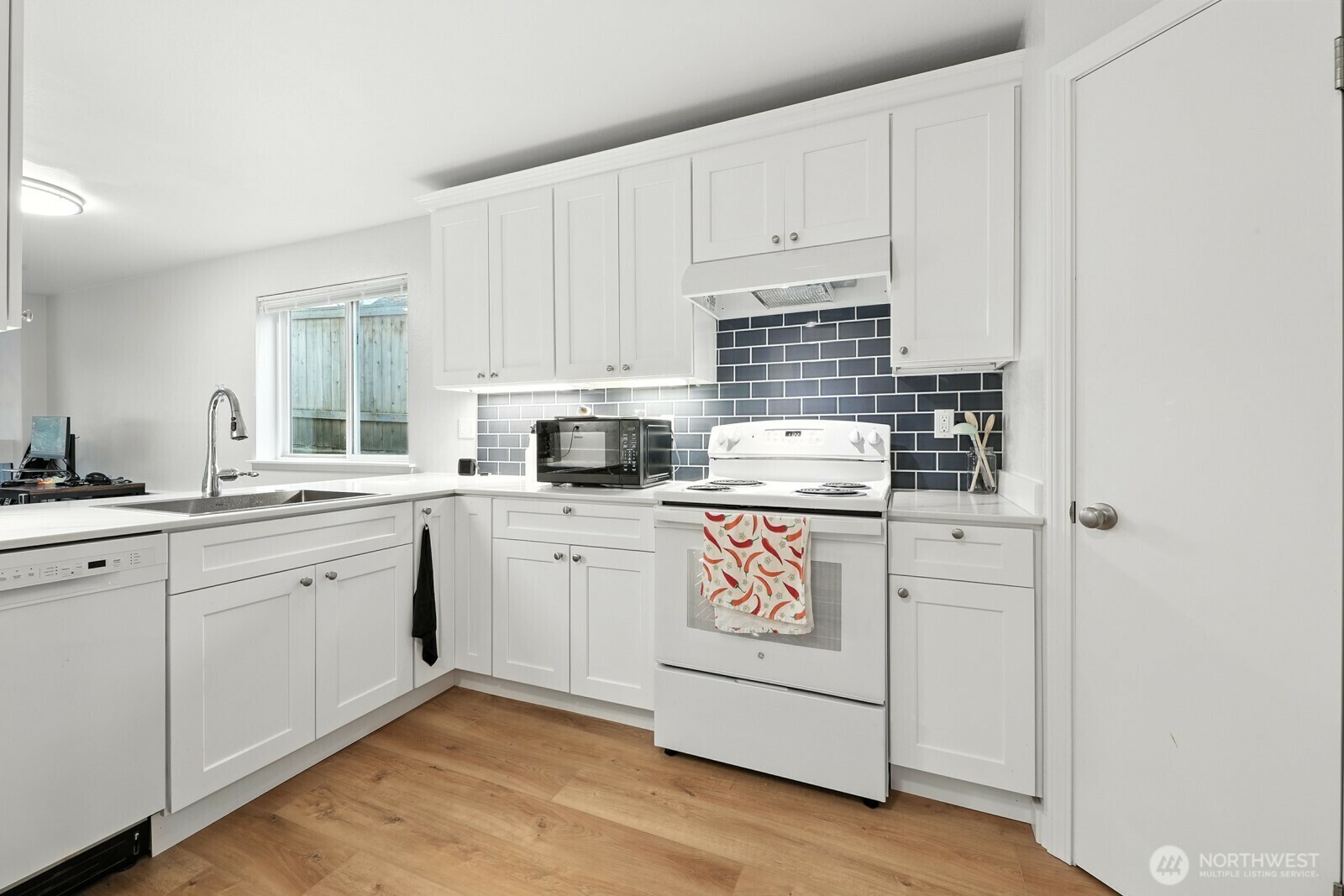 Property Photo: 3806 Wetmore Avenue WA 98201