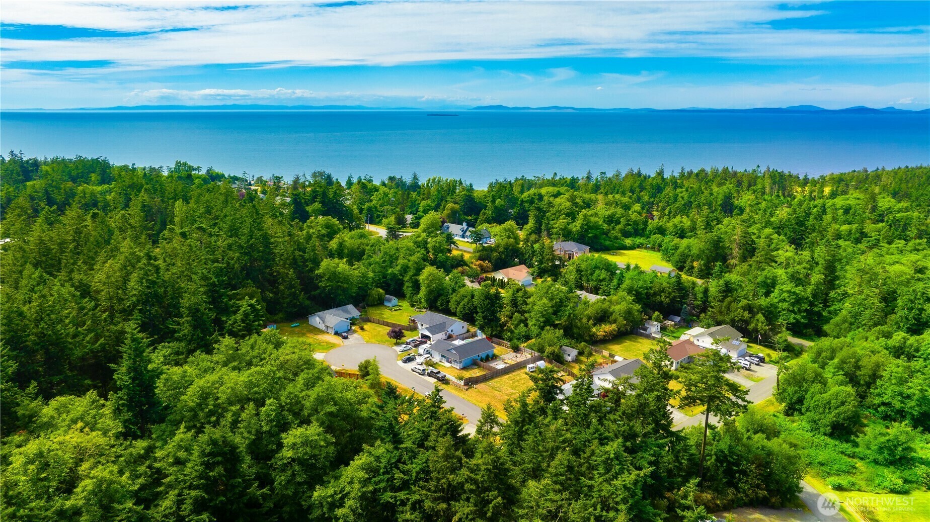 Property Photo: 1390 Jordan Court WA 98277