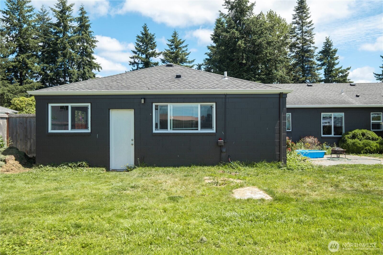 Property Photo:  2901  Hollydale Acres Lane  WA 98273 