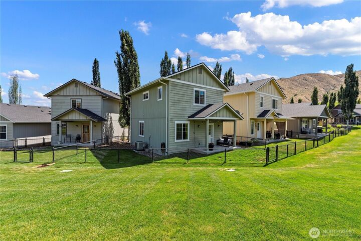 300  Saddlehorn Lane  Wenatchee WA 98801 photo