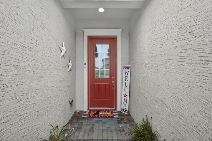 Property Photo:  15750 Goldfinch Circle  FL 33470 
