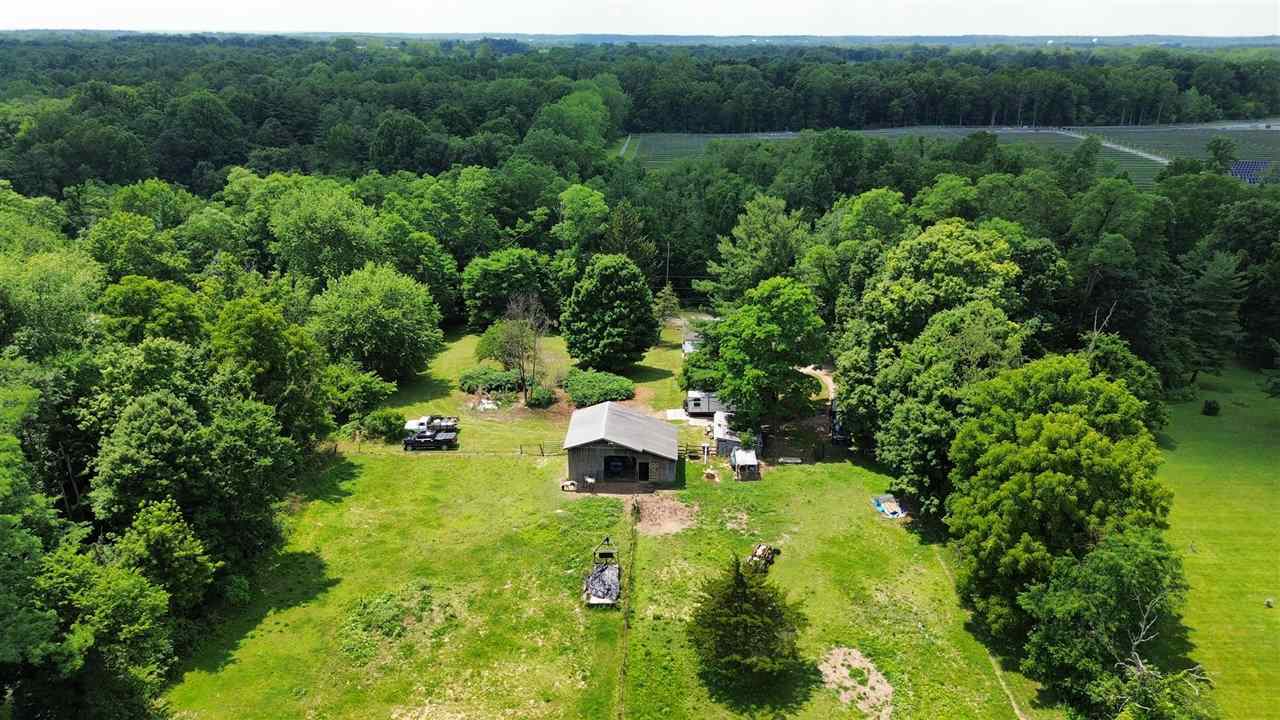 Property Photo: 1567 S Round Barn Road IN 47374