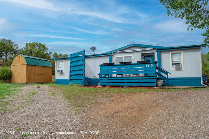 Property Photo: 1413 Little Big Horn Rd NM 88312
