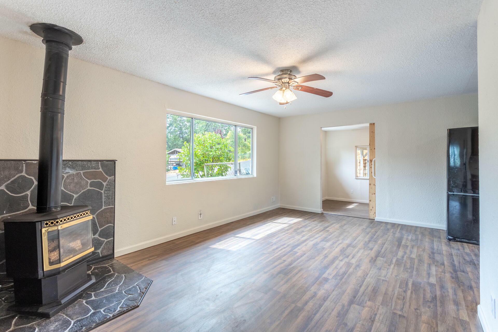 1535 Provo Avenue  Shasta Lake CA 96019 photo