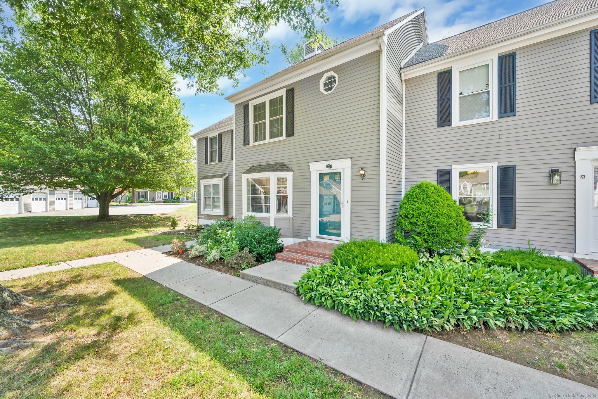 Property Photo: 207 Georgetown Drive 207 CT 06033
