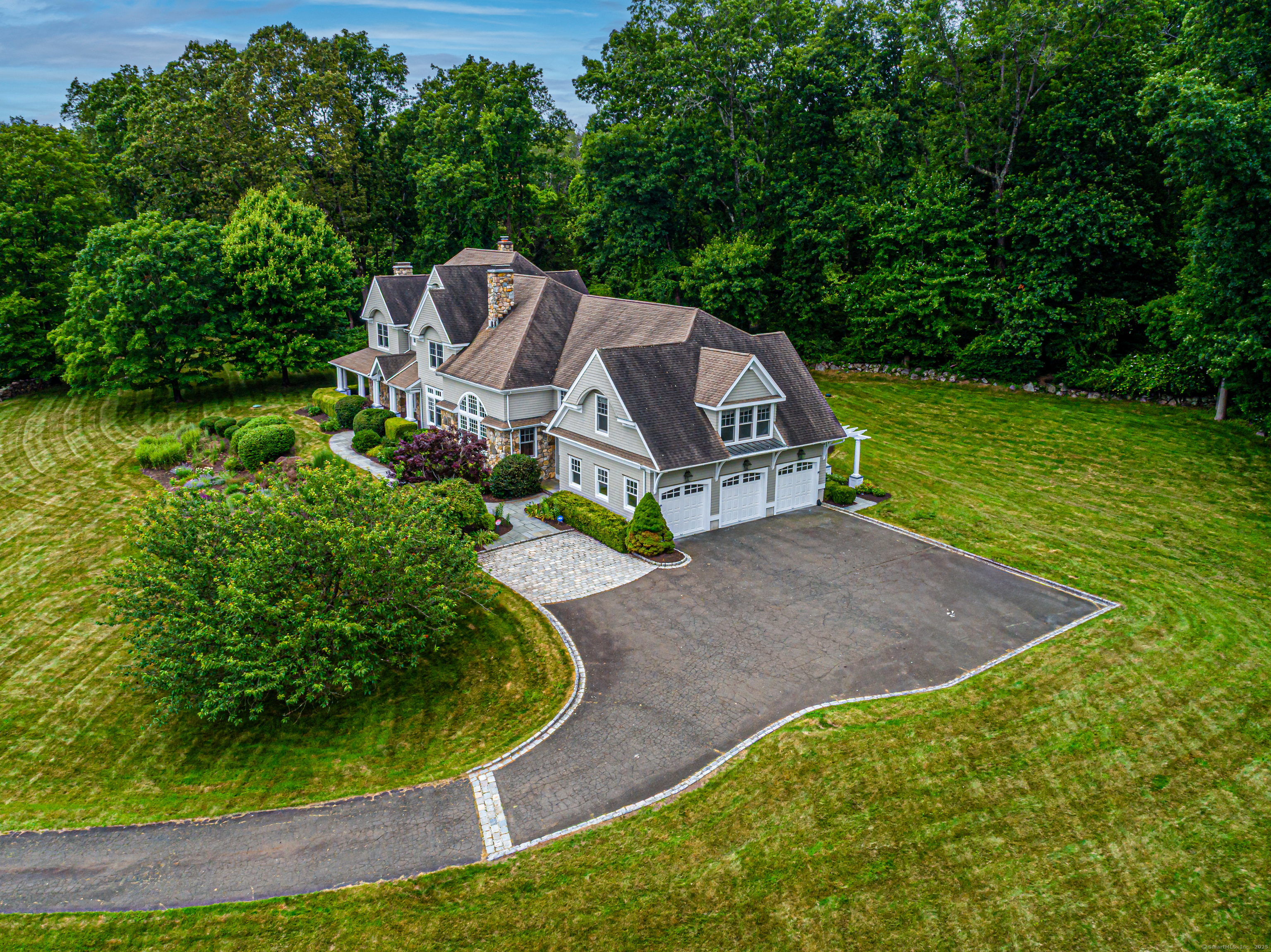 Property Photo: 125 Nod Hill Road CT 06897