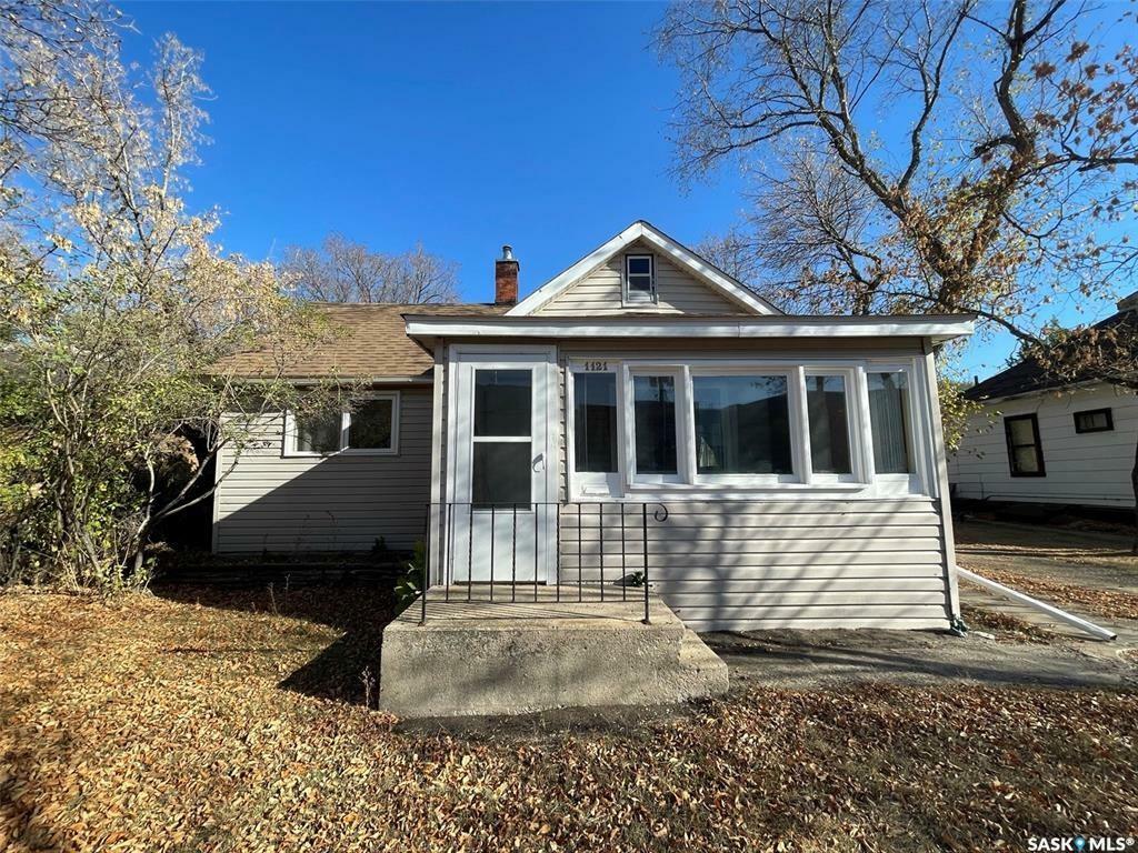 Property Photo: 1121 Valley Street SK S4A 0E3