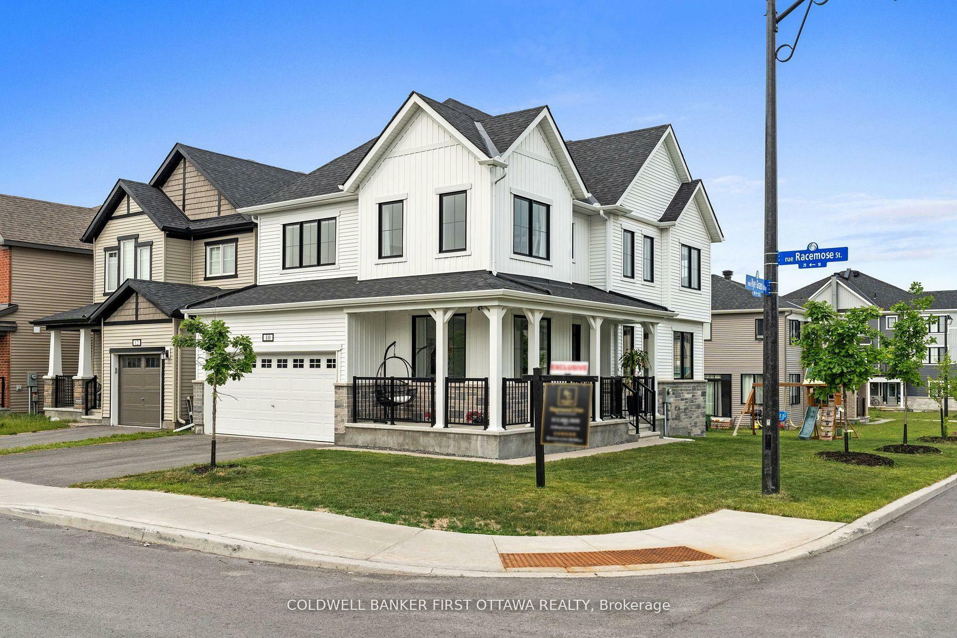 Property Photo: 10 Racemose Street ON K2J 6Z9